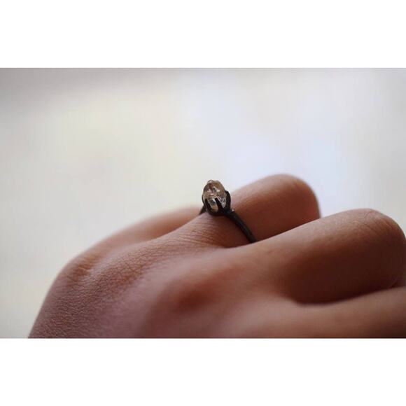 alternative raw diamond engagement ring raw crystal size 4 5 6 7 8 8 9 10 11 12 - Picture 3 of 5